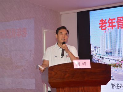 泰安頤博康復(fù)醫(yī)院舉行九三學(xué)社泰安市委會(huì)醫(yī)療專(zhuān)家團(tuán)服務(wù)基地揭牌儀式