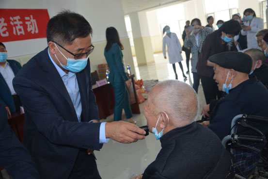 山東頤博醫(yī)院集團(tuán)舉辦重陽節(jié)尊老敬老活動
