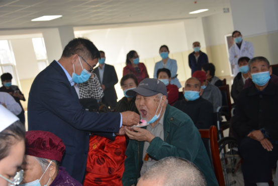 山東頤博醫(yī)院集團(tuán)舉辦重陽節(jié)尊老敬老活動