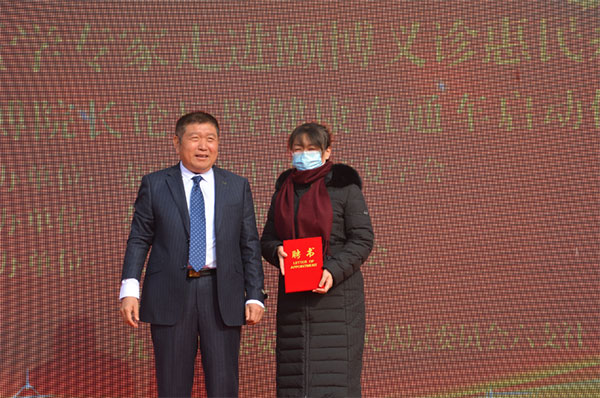 百名省級醫(yī)學專家走進頤博義診惠民系列活動、首屆頤博院長論壇暨健康直通車啟動儀式正式啟動