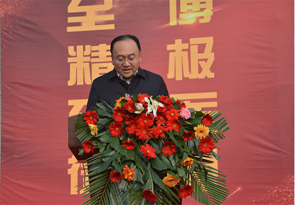 百名省級醫(yī)學專家走進頤博義診惠民系列活動、首屆頤博院長論壇暨健康直通車啟動儀式正式啟動