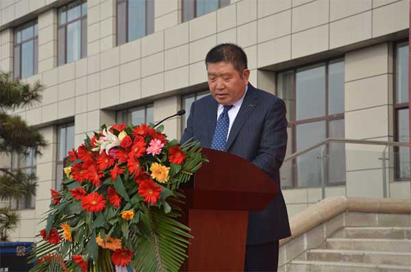 百名省級醫(yī)學專家走進頤博義診惠民系列活動、首屆頤博院長論壇暨健康直通車啟動儀式正式啟動