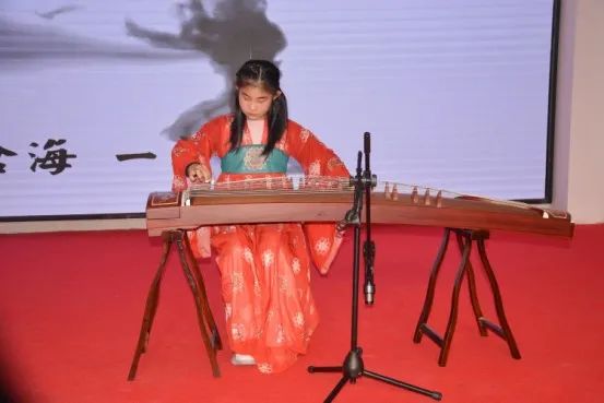 熱烈慶祝山東頤博醫(yī)院集團年終總結表彰會暨迎新晚會取得圓滿成功